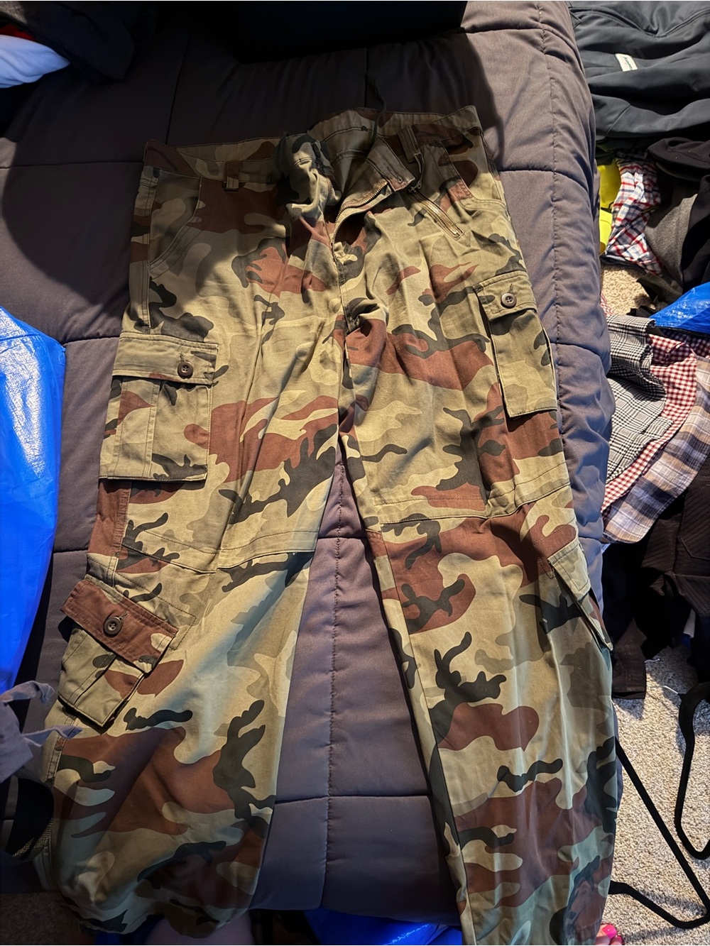 Men's Cargo Pants - Green Camo